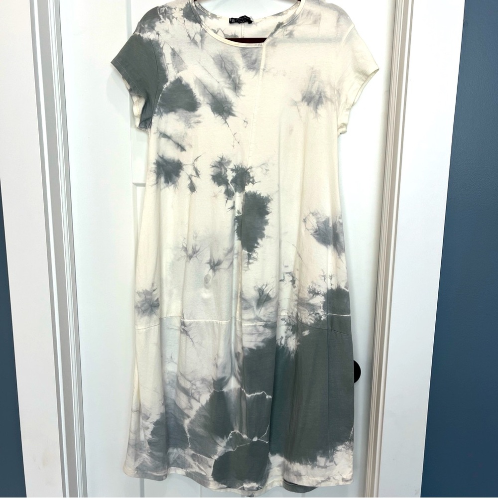 Bella Amore White & Gray Tie Dye Cotton T-Shirt Swing Dress Size S/M Cap Sleeve